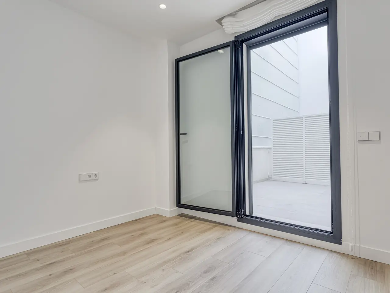 14 Alfons-XII-10-12-1-4-habitacion