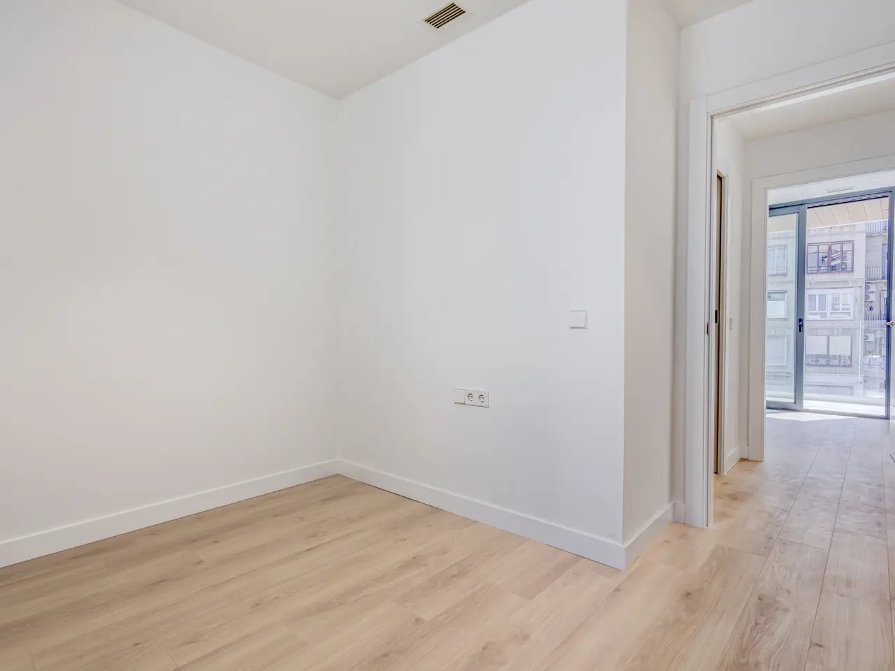 15 Alfons-XII-10-12-habitacion