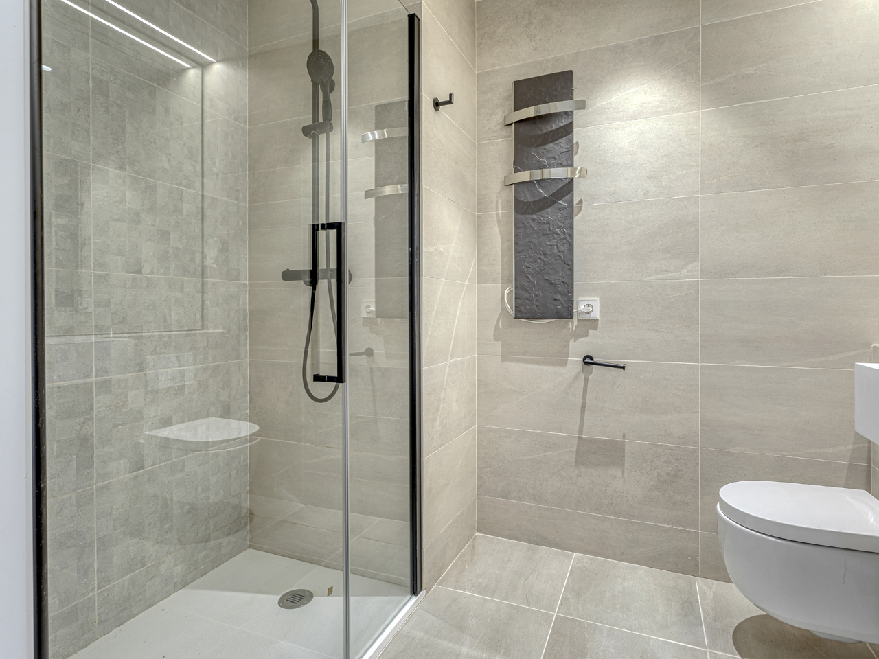 17 Alfons-XII-1-3-baño